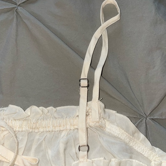 White Cami Ruffle Tank - Picture 4 of 5